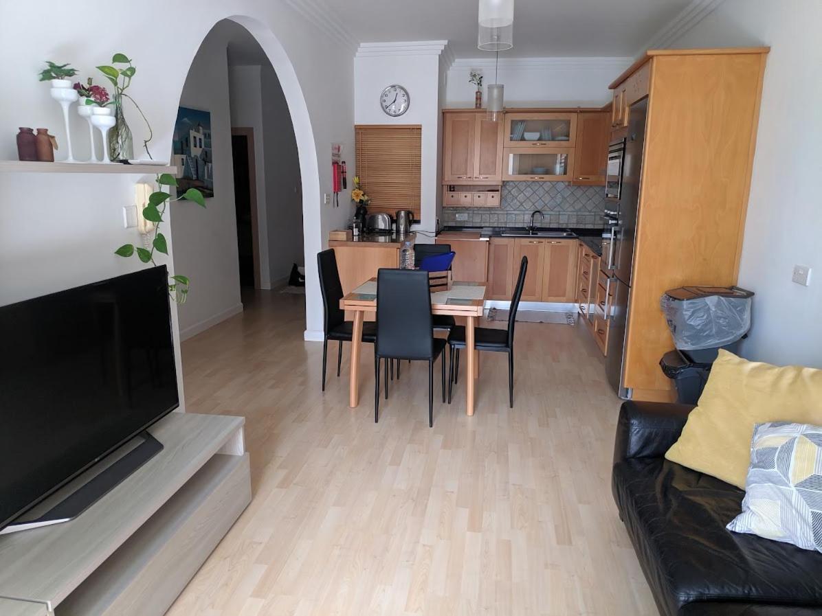 Gaia St Paul'S Bay Modern Cosy Apartment خليج سانت بول المظهر الخارجي الصورة